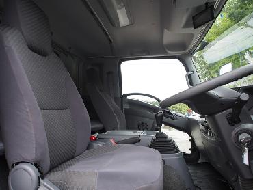 いすゞ フォワード ウイング車 中型 TKG-FRR90S2 年式 H27 [写真27]