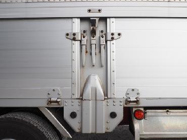 三菱ふそう ファイター ウイング車 中型 PA-FK61F 年式 H18 [写真19]