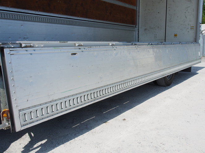 三菱ふそう ファイター ウイング車 中型 PDG-FK61F 年式 H19[写真17]