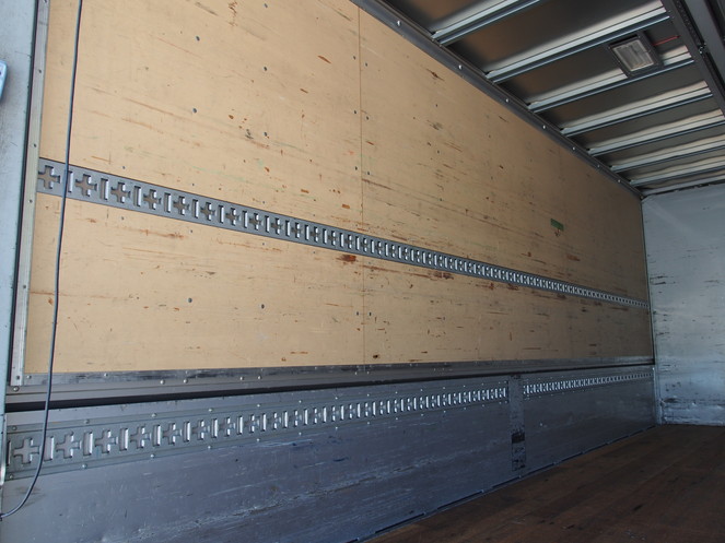 いすゞ フォワード ウイング車 中型 PA-FRD34L4 年式 H16[写真25]