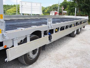 いすゞ ギガ 平ボディ 大型 LKG-CYJ77A 年式 H23 [写真15]