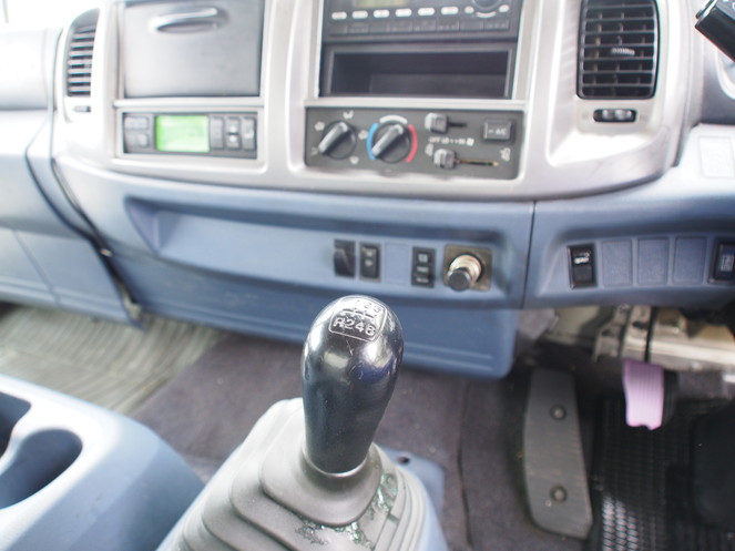 日野 レンジャー 冷凍バン 中型 BDG-FC7JLWA 年式 H18[写真28]