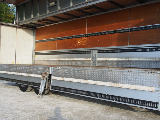 日野 プロフィア ウイング車 大型 KS-FR1EZWG 年式 H16[写真15]