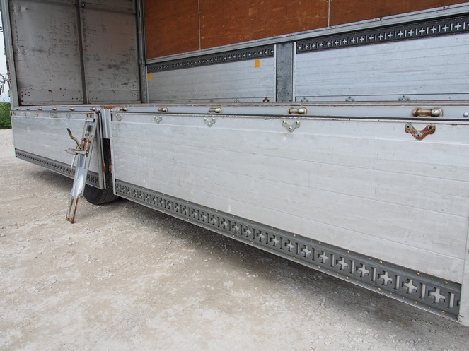 三菱ふそう ファイター ウイング車 中型 PA-FK61F 年式 H18[写真17]