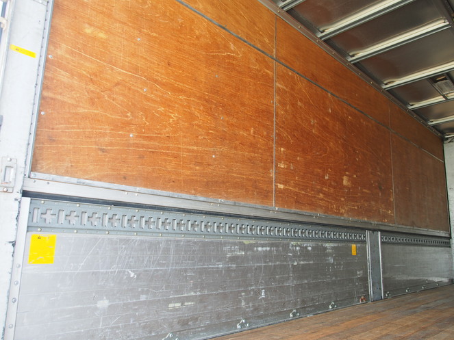 三菱ふそう ファイター ウイング車 中型 PA-FK61F 年式 H18[写真27]