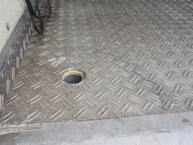 いすゞ フォワード 冷凍バン 中型 PKG-FRR90S2 年式 H20[写真21]