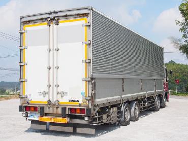 日野  ウイング車 大型 KL-FW1KXHG 年式 H15 [写真06]