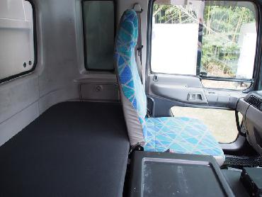 日野  ウイング車 大型 KL-FW1KXHG 年式 H15 [写真29]