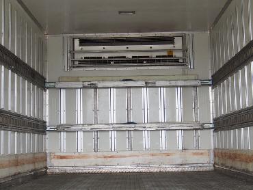 いすゞ フォワード 冷凍バン 中型 PKG-FRR90S2 年式 H20 [写真22]