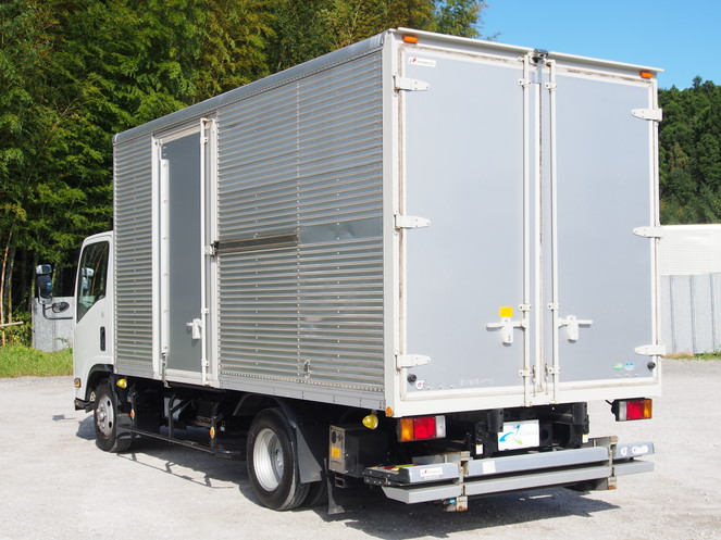 いすゞ エルフ バン車 小型 BKG-NPR85AN 年式 H21[写真05]