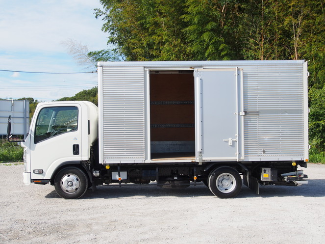 いすゞ エルフ バン車 小型 BKG-NPR85AN 年式 H21[写真14]