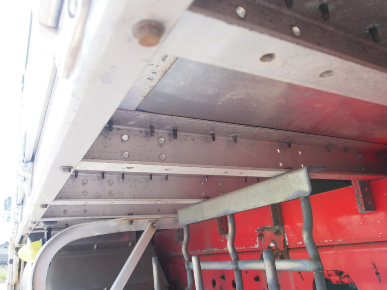 いすゞ フォワード 冷凍ウイング 中増t SKG-FSR34T2 年式 H23[写真45]