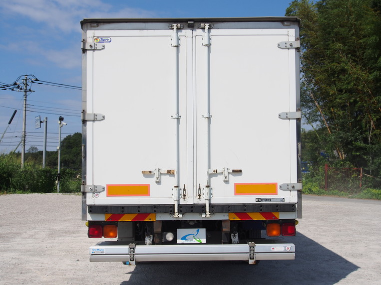 いすゞ フォワード 冷凍バン 中型 PKG-FRR90S2 年式 H20[写真06]