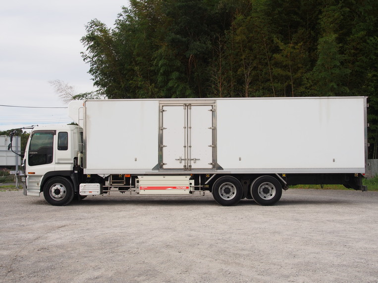 いすゞ ギガ 冷凍バン 大型 PJ-CYL51V5 年式 H16[写真12]