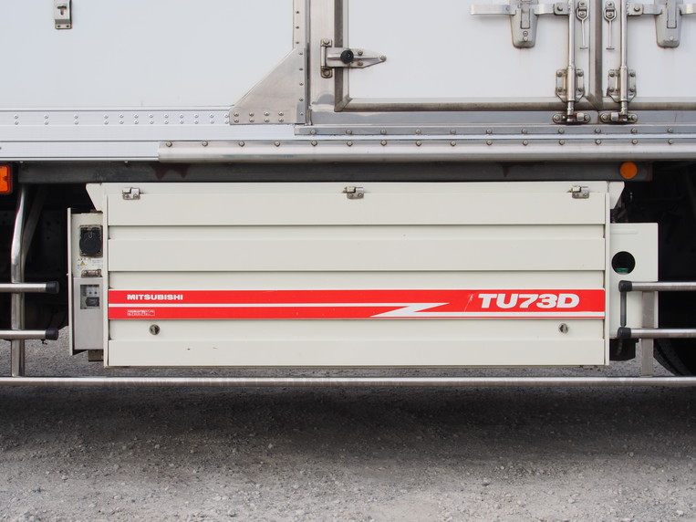 いすゞ ギガ 冷凍バン 大型 PJ-CYL51V5 年式 H16[写真32]