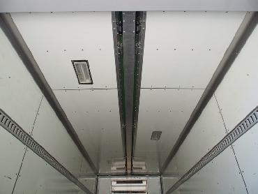 いすゞ フォワード 冷凍ウイング 中増t SKG-FSR34T2 年式 H23 [写真27]