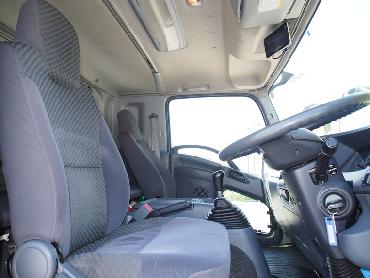 いすゞ フォワード 冷凍ウイング 中増t SKG-FSR34T2 年式 H23 [写真30]