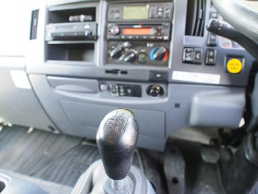 いすゞ フォワード 冷凍ウイング 中増t SKG-FSR34T2 年式 H23 [写真31]