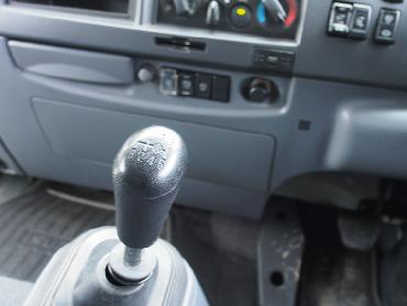 いすゞ フォワード ウイング車 中増t LKG-FTR34T2 年式 H24[写真25]