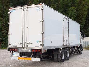 いすゞ ギガ 冷凍バン 大型 PJ-CYL51V5 年式 H16 [写真07]