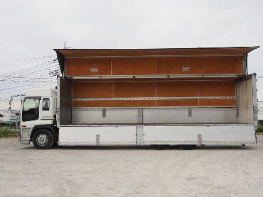 いすゞ ギガ ウイング車 大型 KL-CYL52V4 年式 H16[写真11]