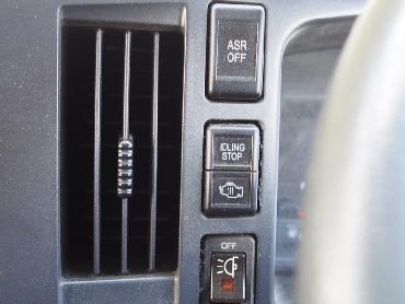 いすゞ エルフ バン車 小型 BKG-NMR85AN 年式 H22[写真29]