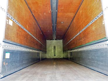 いすゞ ギガ ウイング車 大型 PJ-CYJ51W6 年式 H18[写真23]