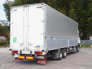 いすゞ ギガ ウイング車 大型 PDG-CYJ77W8 年式 H21[写真07]
