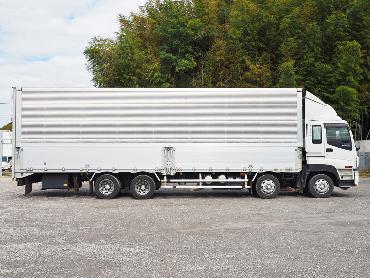 いすゞ ギガ ウイング車 大型 PDG-CYJ77W8 年式 H21[写真11]