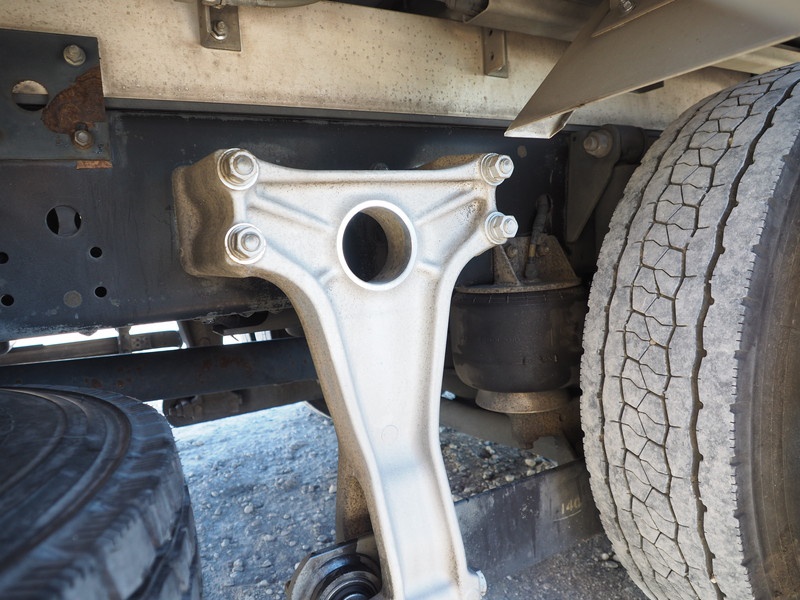 いすゞ フォワード ウイング車 中型 PKG-FRR90T2 年式 H20[写真31]