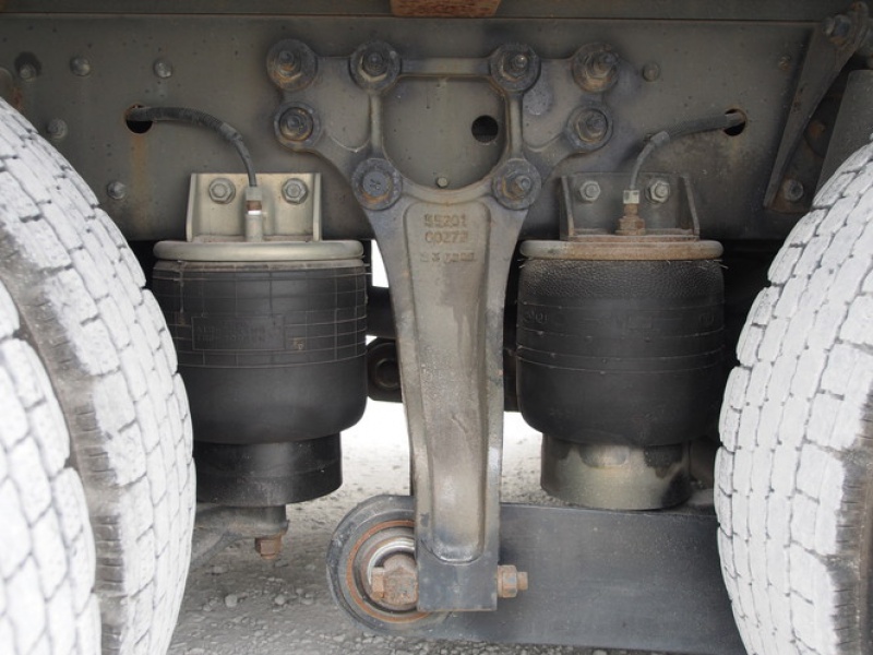 UDトラックス クオン 平ボディ 大型 PKG-CG4ZA 年式 H19[写真28]