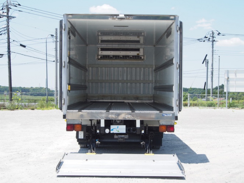 いすゞ フォワード 冷凍バン 中型 PKG-FRR90S2 年式 H22[写真13]