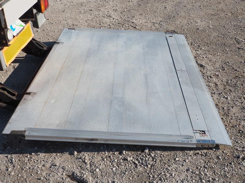 三菱ふそう ファイター ウイング車 中型 PDG-FK61F 年式 H21[写真22]