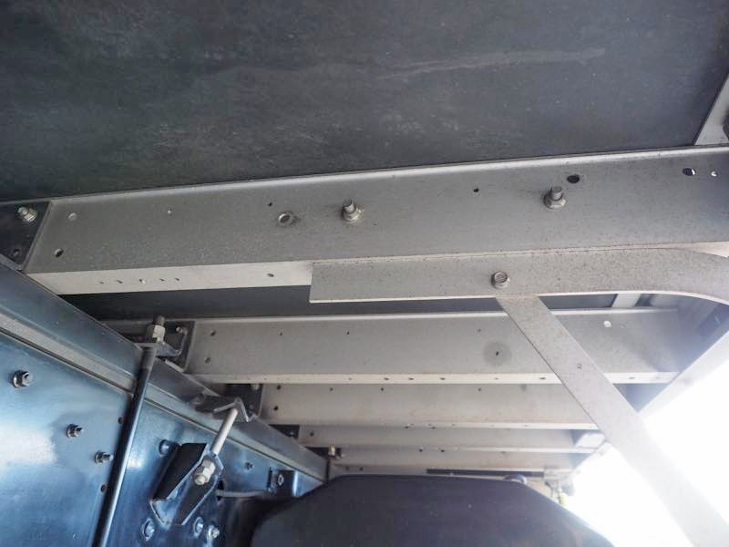 三菱ふそう スーパーグレート ウイング車 大型 LKG-FS54VZ 年式 H23[写真38]