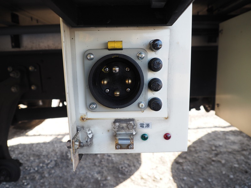 日野 レンジャープロ 冷凍ウイング 中型 TKG-FD7JLAG 年式 H26[写真42]