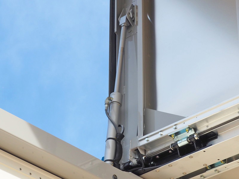 いすゞ フォワード ウイング車 中型 TKG-FRR90S2 年式 H28[写真26]