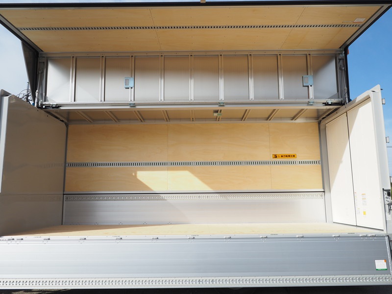 いすゞ フォワード ウイング車 中型 TKG-FRR90S2 年式 H28[写真29]