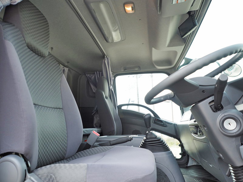 いすゞ フォワード ウイング車 中型 TKG-FRR90S2 年式 H28[写真39]