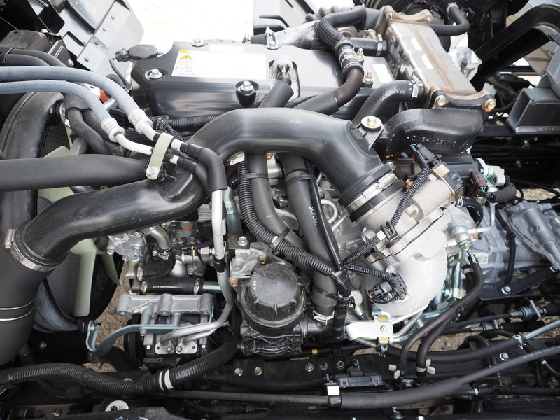 いすゞ フォワード ウイング車 中型 TKG-FRR90S2 年式 H28[写真52]