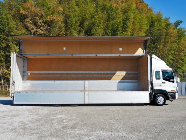 いすゞ ギガ ウイング車 大型 PJ-CYJ77W6 年式 H19[写真09]