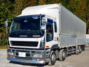 いすゞ ギガ ウイング車 大型 PJ-CYJ77W6 年式 H18[写真04]
