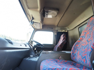 いすゞ ギガ ウイング車 大型 PJ-CYJ77W6 年式 H18[写真25]