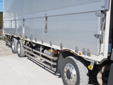 三菱ふそう スーパーグレート ウイング車 大型 PJ-FS54JZ 年式 H19 [写真15]