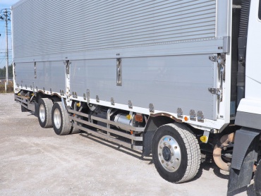 三菱ふそう スーパーグレート ウイング車 大型 PJ-FS54JZ 年式 H19 [写真17]