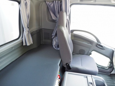 いすゞ フォワード ウイング車 中型 TKG-FRR90S2 年式 H28 [写真42]