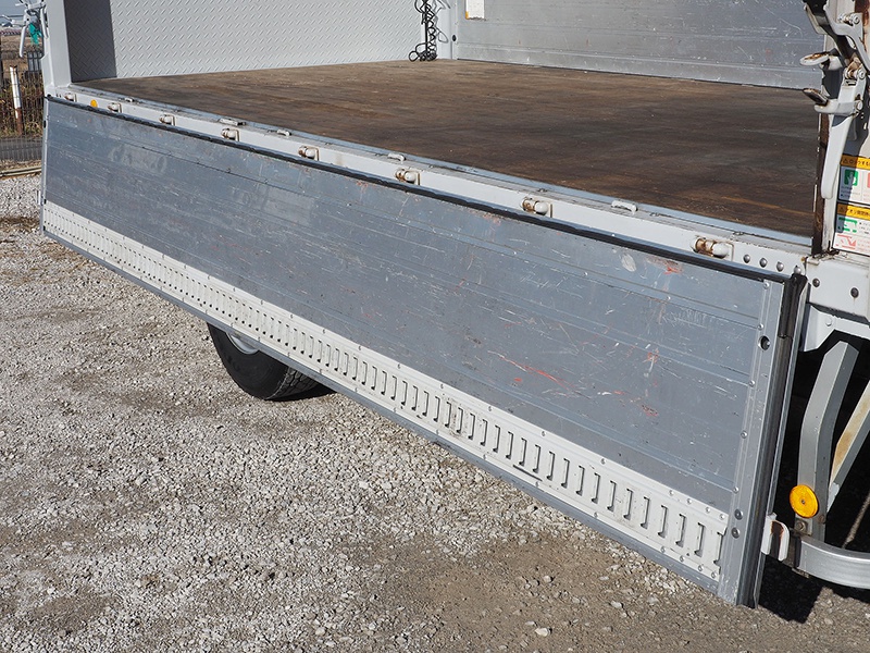 いすゞ エルフ ウイング車 小型 PKG-NPR75N 年式 H22[写真11]