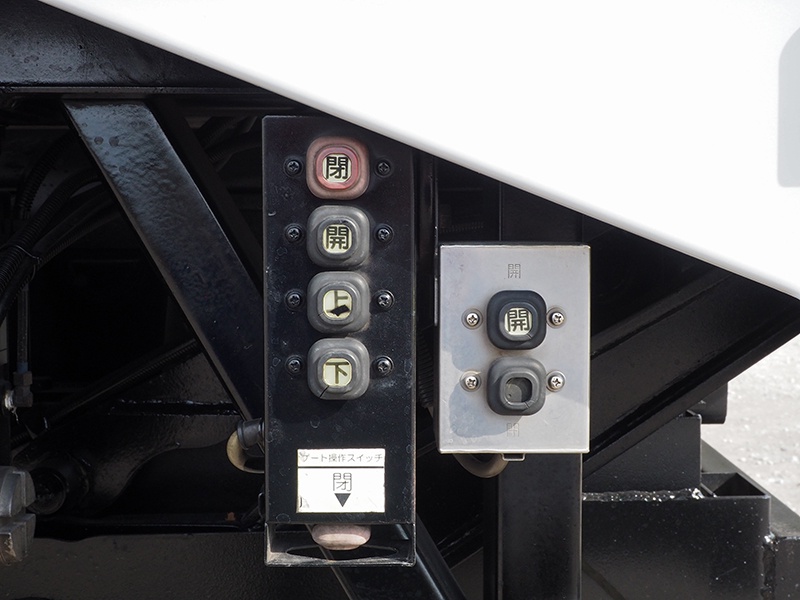 いすゞ エルフ ウイング車 小型 PKG-NPR75N 年式 H22[写真35]