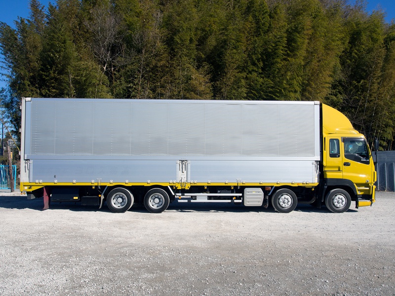 いすゞ ギガ ウイング車 大型 QKG-CYJ77A 年式 H25[写真08]