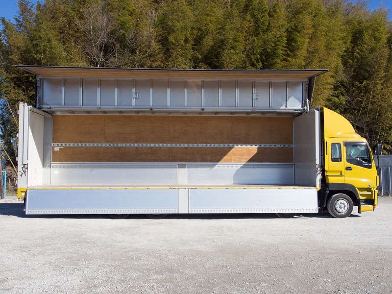 いすゞ ギガ ウイング車 大型 QKG-CYJ77A 年式 H25[写真09]