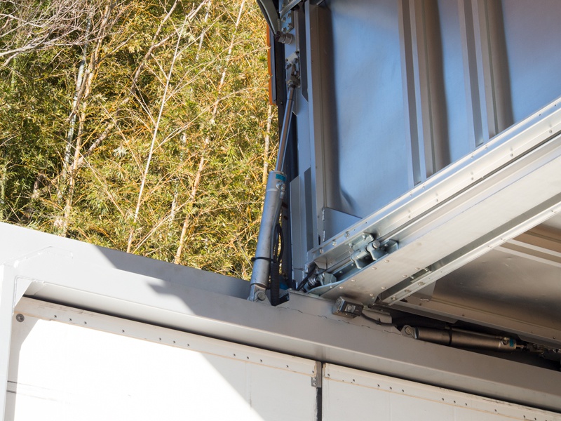 三菱ふそう スーパーグレート ウイング車 大型 LKG-FS55VZ 年式 H23[写真15]